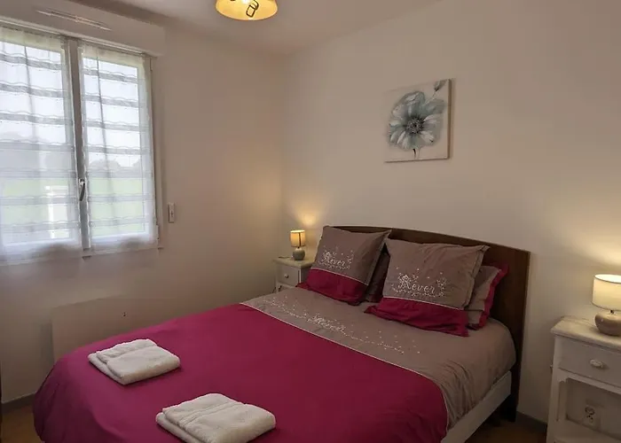 Maison Des Rosiers Tatil Evi *